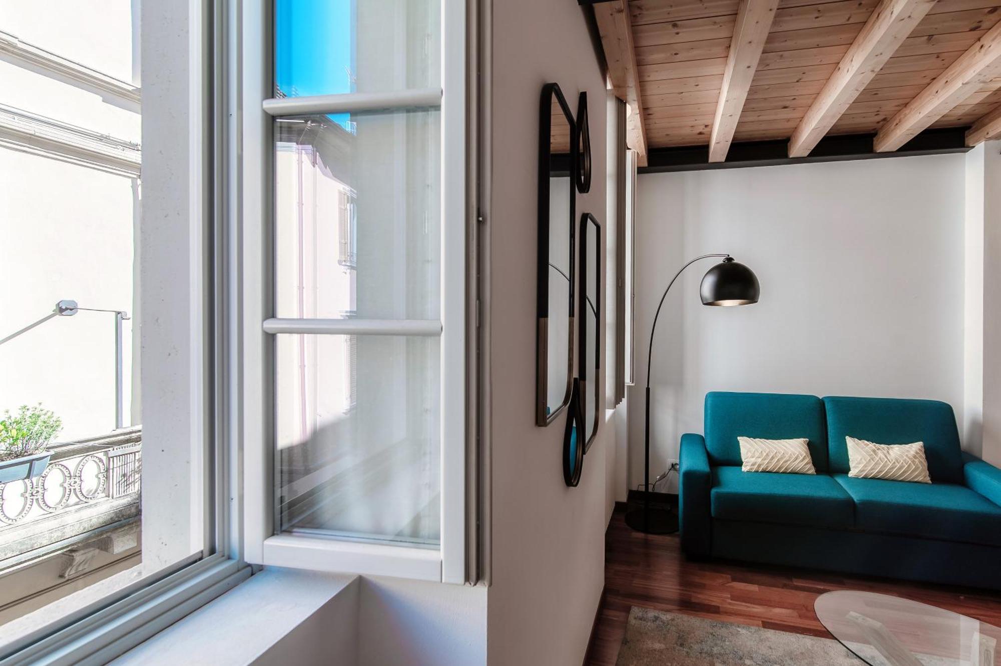 Calicantus Apartments Apollo โกโม ภายนอก รูปภาพ