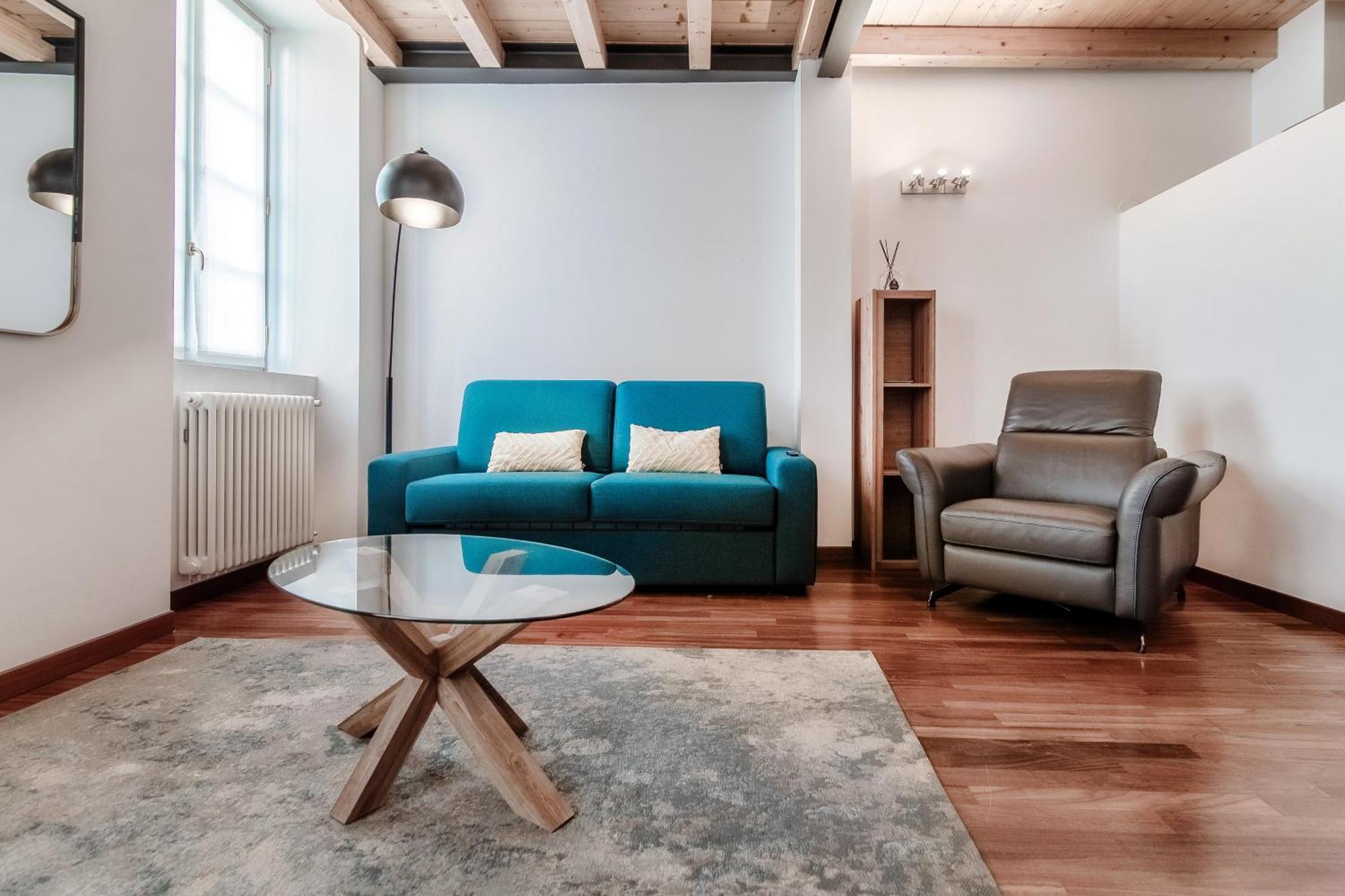 Calicantus Apartments Apollo โกโม ภายนอก รูปภาพ