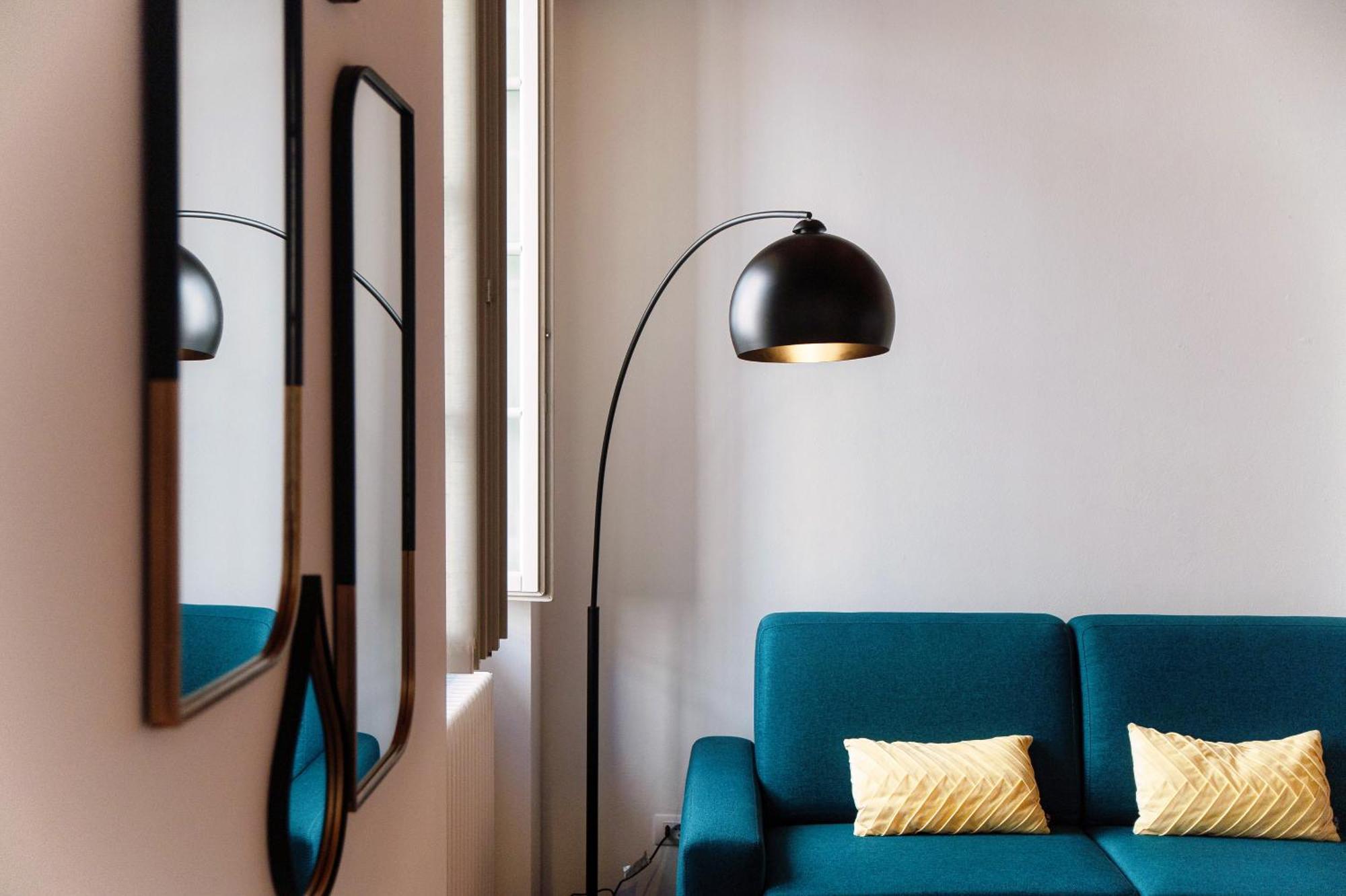 Calicantus Apartments Apollo โกโม ภายนอก รูปภาพ