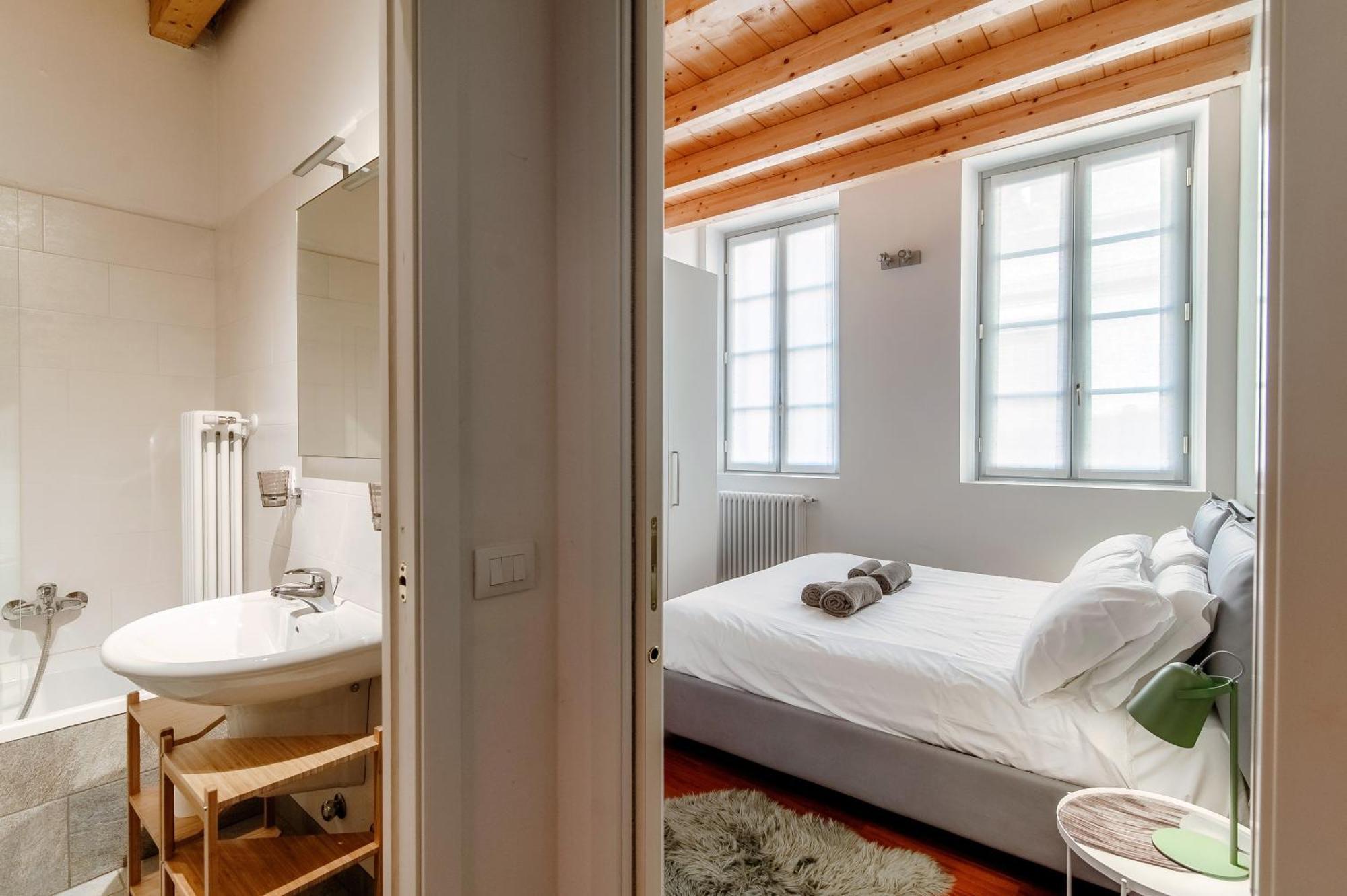 Calicantus Apartments Apollo โกโม ภายนอก รูปภาพ