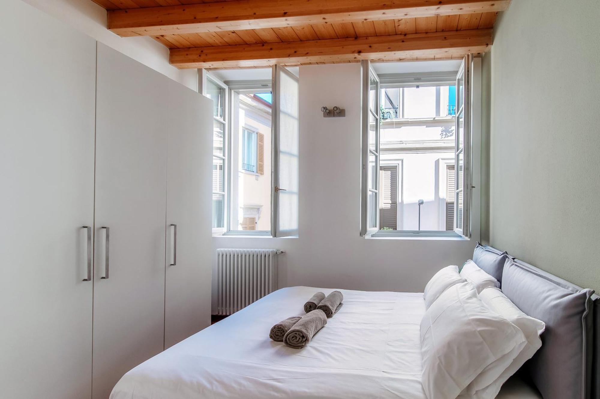 Calicantus Apartments Apollo โกโม ภายนอก รูปภาพ
