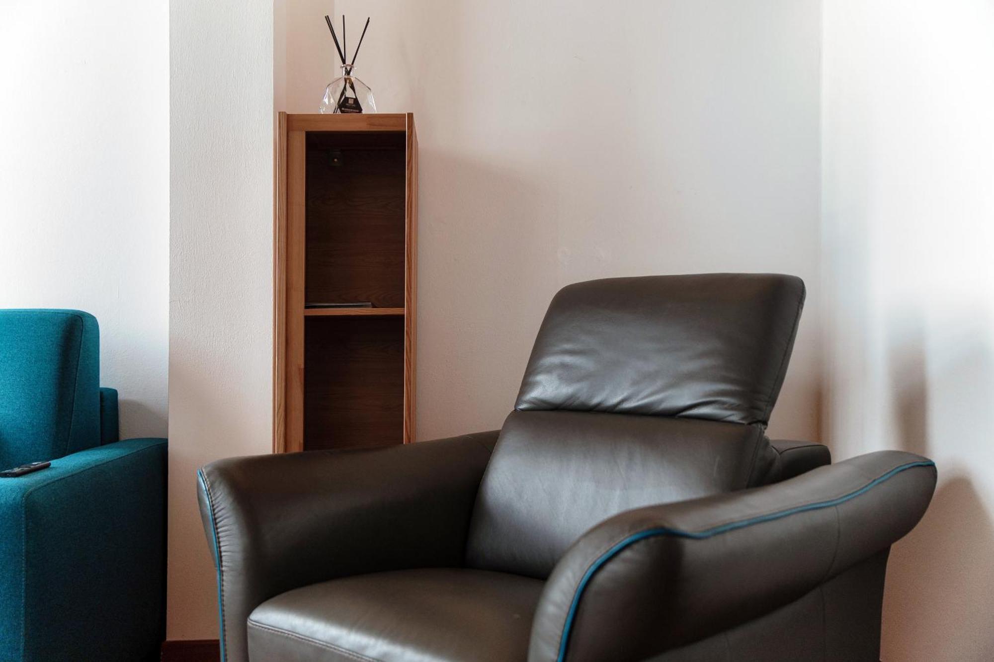 Calicantus Apartments Apollo โกโม ภายนอก รูปภาพ
