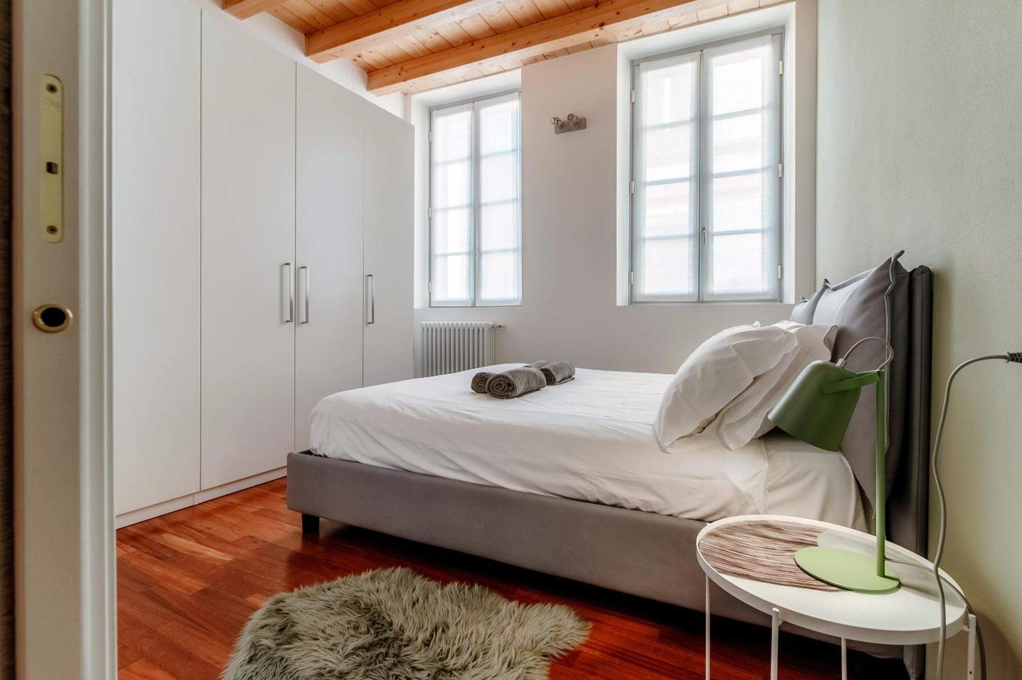 Calicantus Apartments Apollo โกโม ภายนอก รูปภาพ